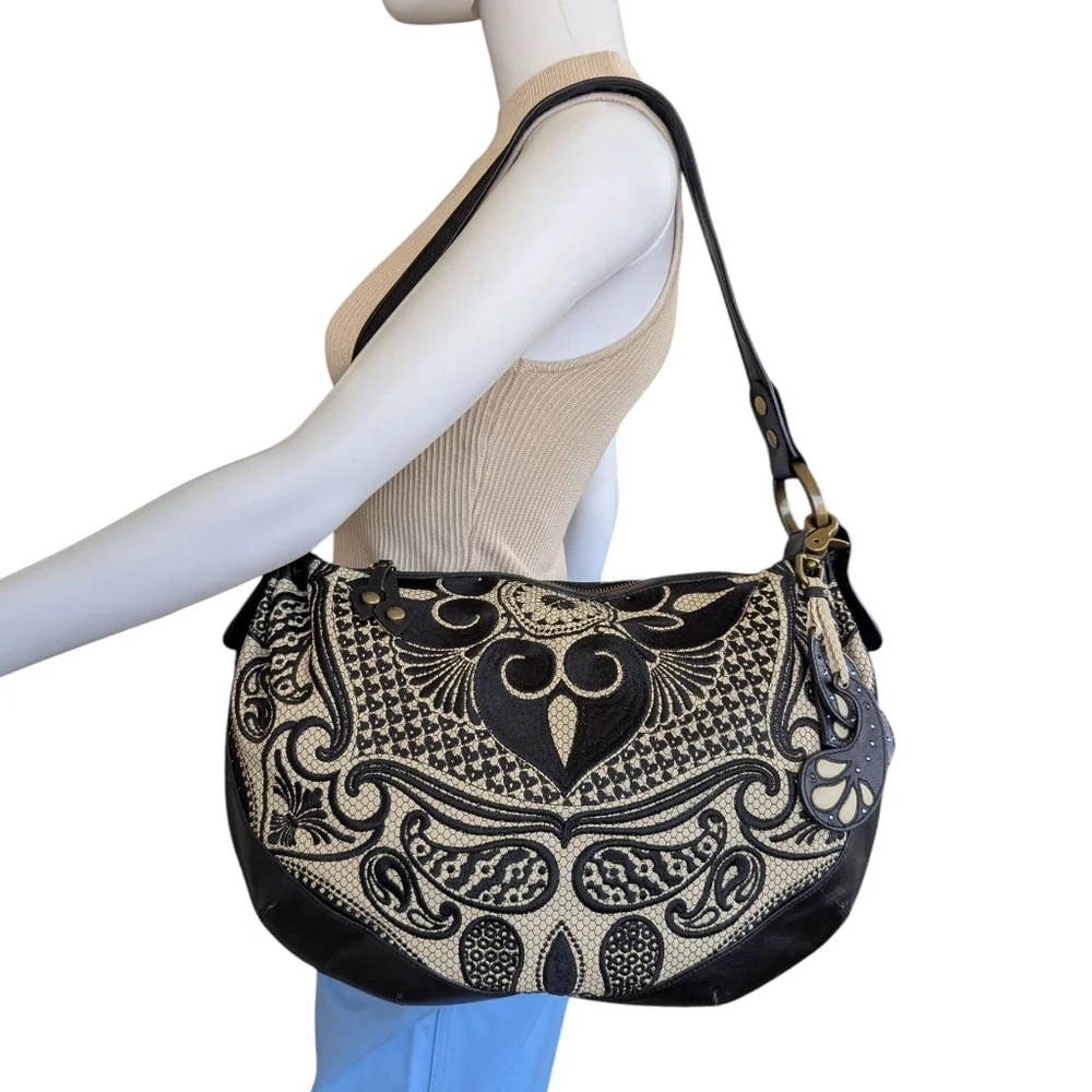 Isabella Fiore Black and Cream Shoulder Bag - Picture 1 of 14